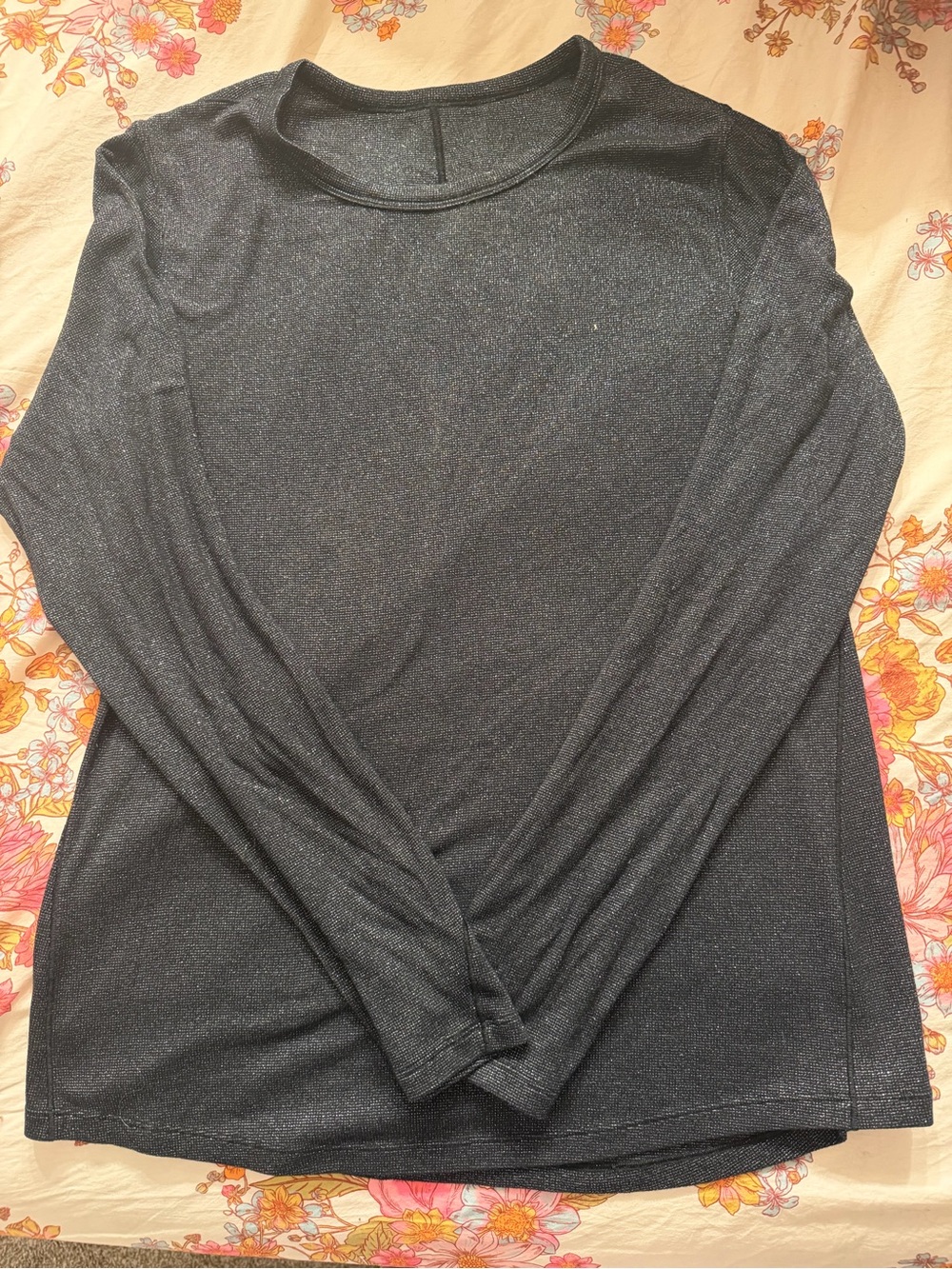 Black Sparkly Lululemon Hold tight long sleeved shirt size 12